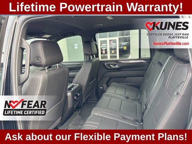 Used 2024 Chevrolet Suburban RST w/ Luxury Package image 34