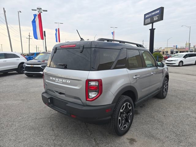 Used 2023 Ford Bronco Sport Outer Banks image 5