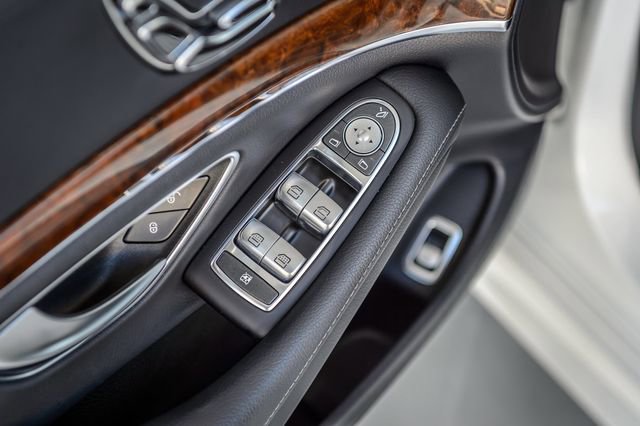 Used 2015 Mercedes-Benz S 550 Sedan image 57