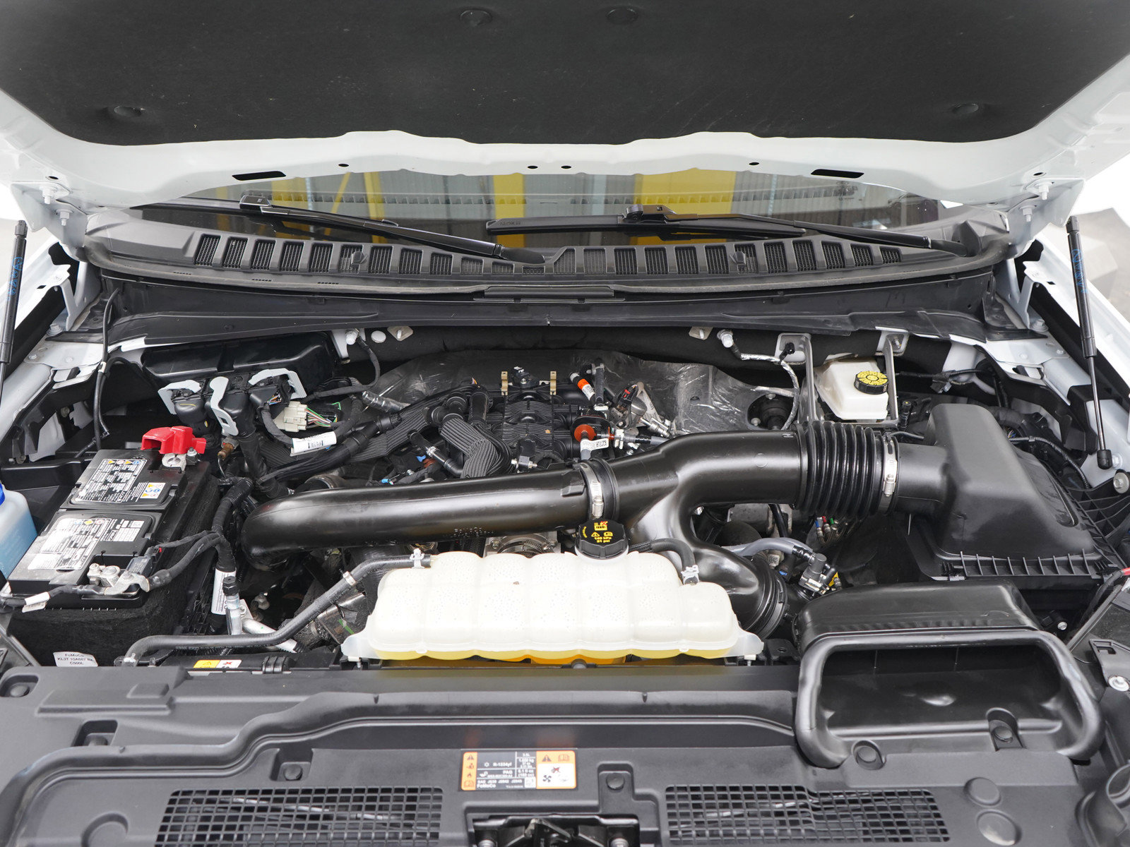 Used 2025 Ford Expedition Max Platinum AWD/4WD image 40