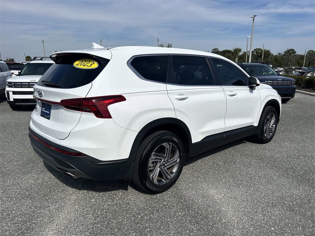 Certified 2023 Hyundai Santa Fe SE image 10