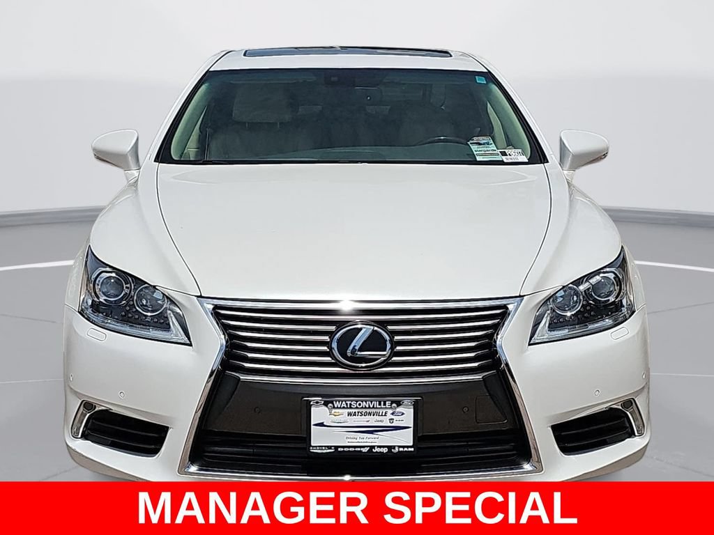 Used 2016 Lexus LS 460 w/ Comfort Package RWD image 8