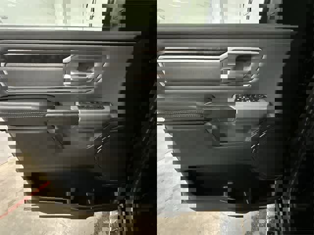 Used 2021 RAM 1500 Big Horn image 17