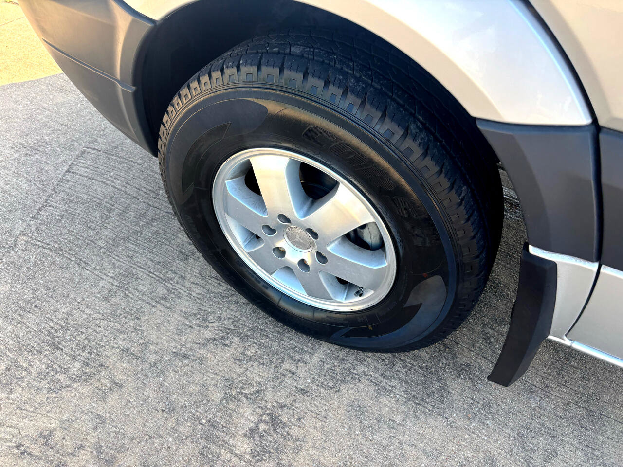 Used 2007 Dodge Sprinter 2500 w/ Cooling Group image 25