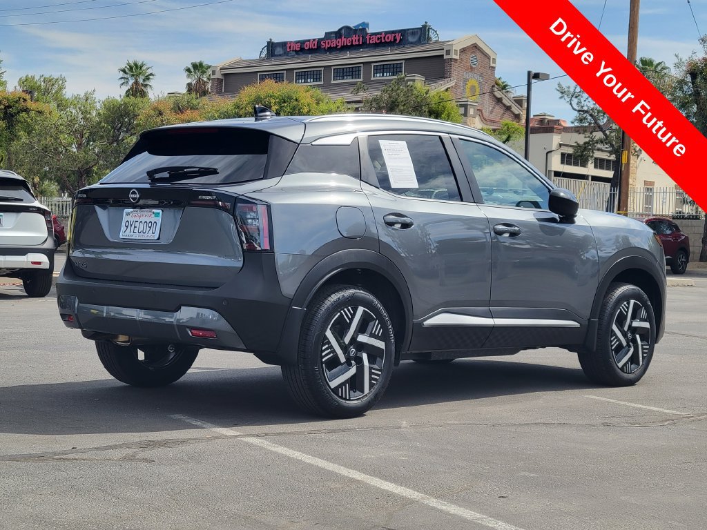 Used 2026 Nissan Kicks SV w/ SV Premium Package FWD image 4