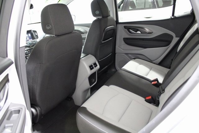 Used 2022 GMC Terrain SLE w/ Fleet Convenience Package image 17