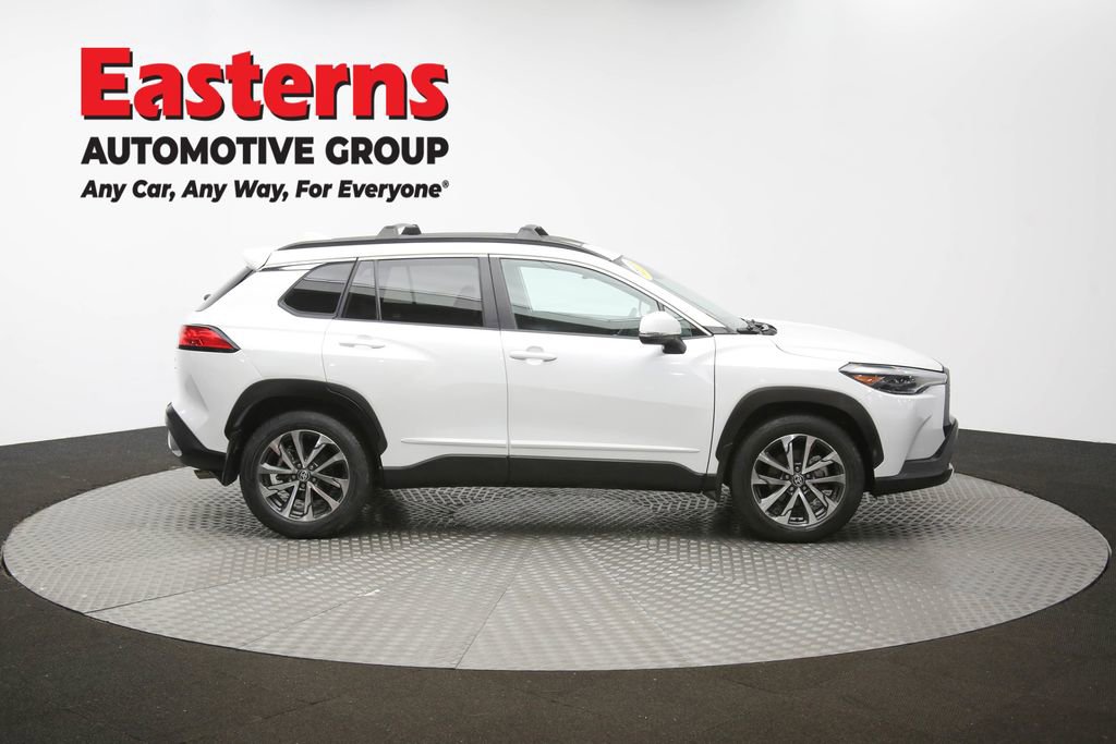 Used 2022 Toyota Corolla Cross XLE w/ Convenience Package image 42