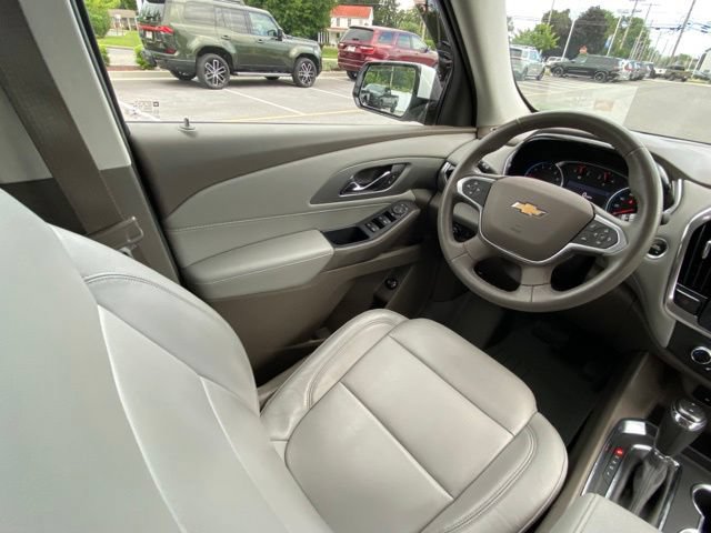 Used 2020 Chevrolet Traverse LT AWD/4WD image 25