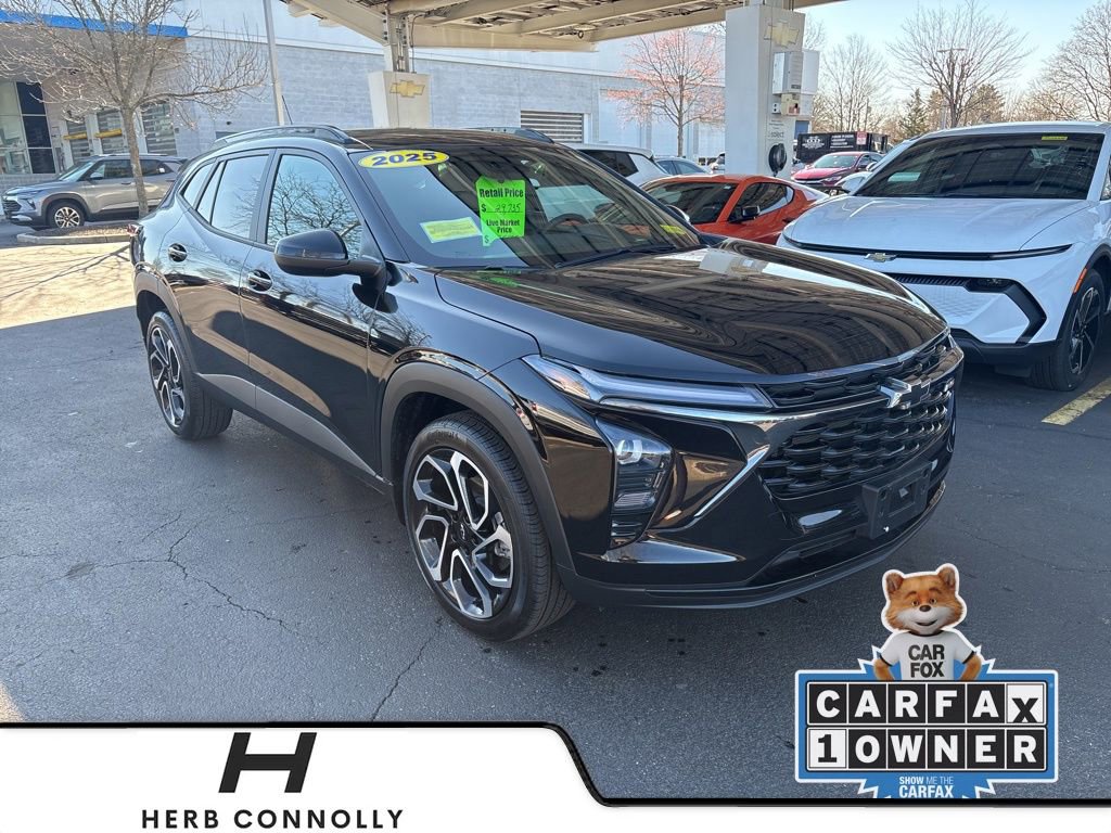 Used 2025 Chevrolet Trax RS w/ Sunroof Package video 1
