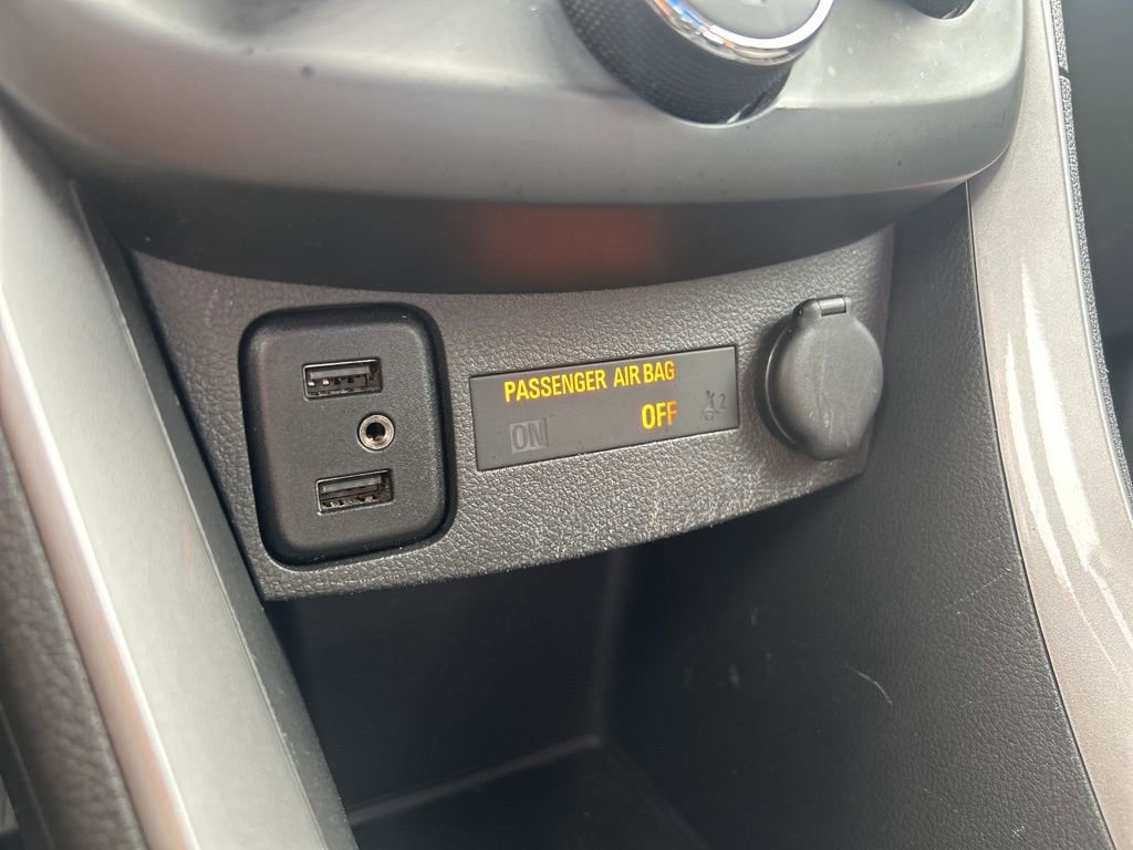 Used 2022 Chevrolet Trax LS w/ Tint and Cruise Package image 29