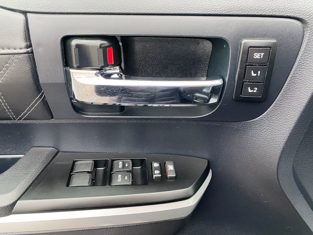 Used 2015 Toyota Tundra Platinum AWD/4WD image 14