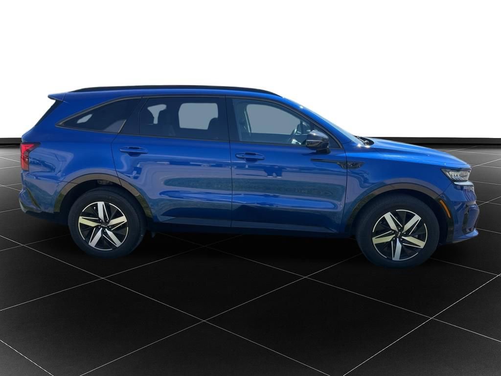 Used 2023 Kia Sorento EX w/ Panoramic Sunroof Package FWD image 6