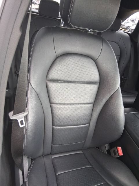 Used 2019 Mercedes-Benz GLC 300 image 23
