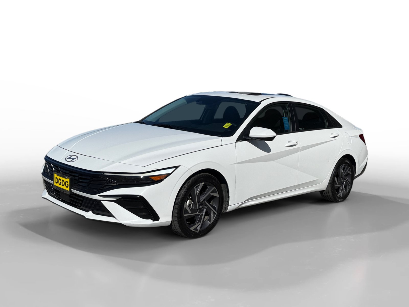 Used 2025 Hyundai Elantra SEL FWD image 1