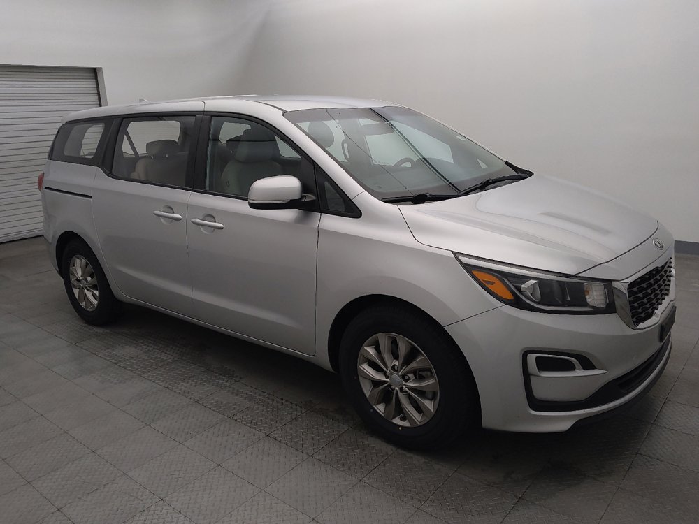 Used 2019 Kia Sedona L FWD image 11