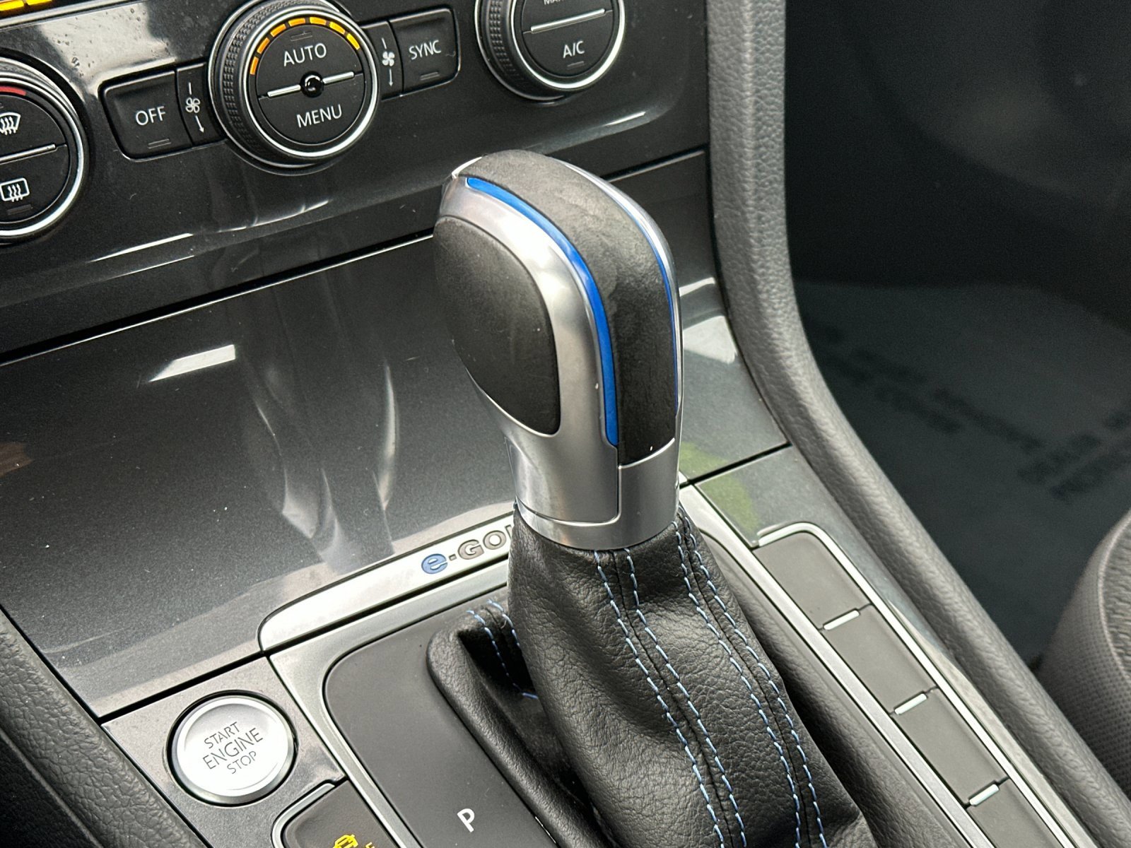 Used 2019 Volkswagen e-Golf SE w/ Driver Assistance Package image 21