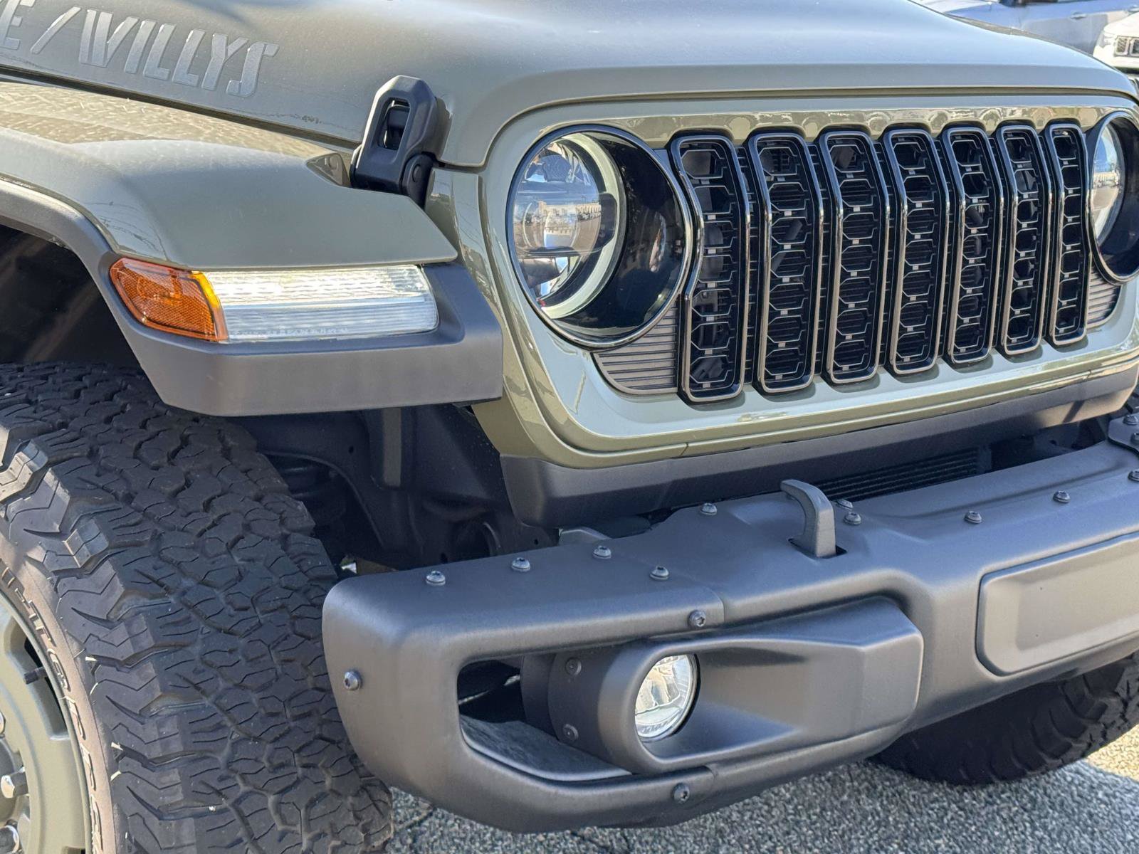 Used 2025 Jeep Wrangler Unlimited Sport S 4xe AWD/4WD image 8