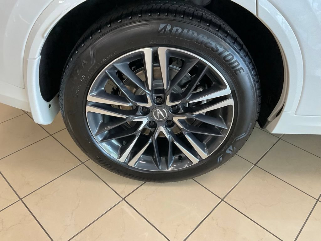 Certified 2026 Acura MDX w/ Advance Package AWD/4WD image 8