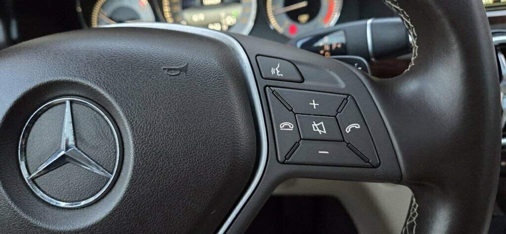 Used 2014 Mercedes-Benz GLK 250 BlueTEC 4MATIC image 28