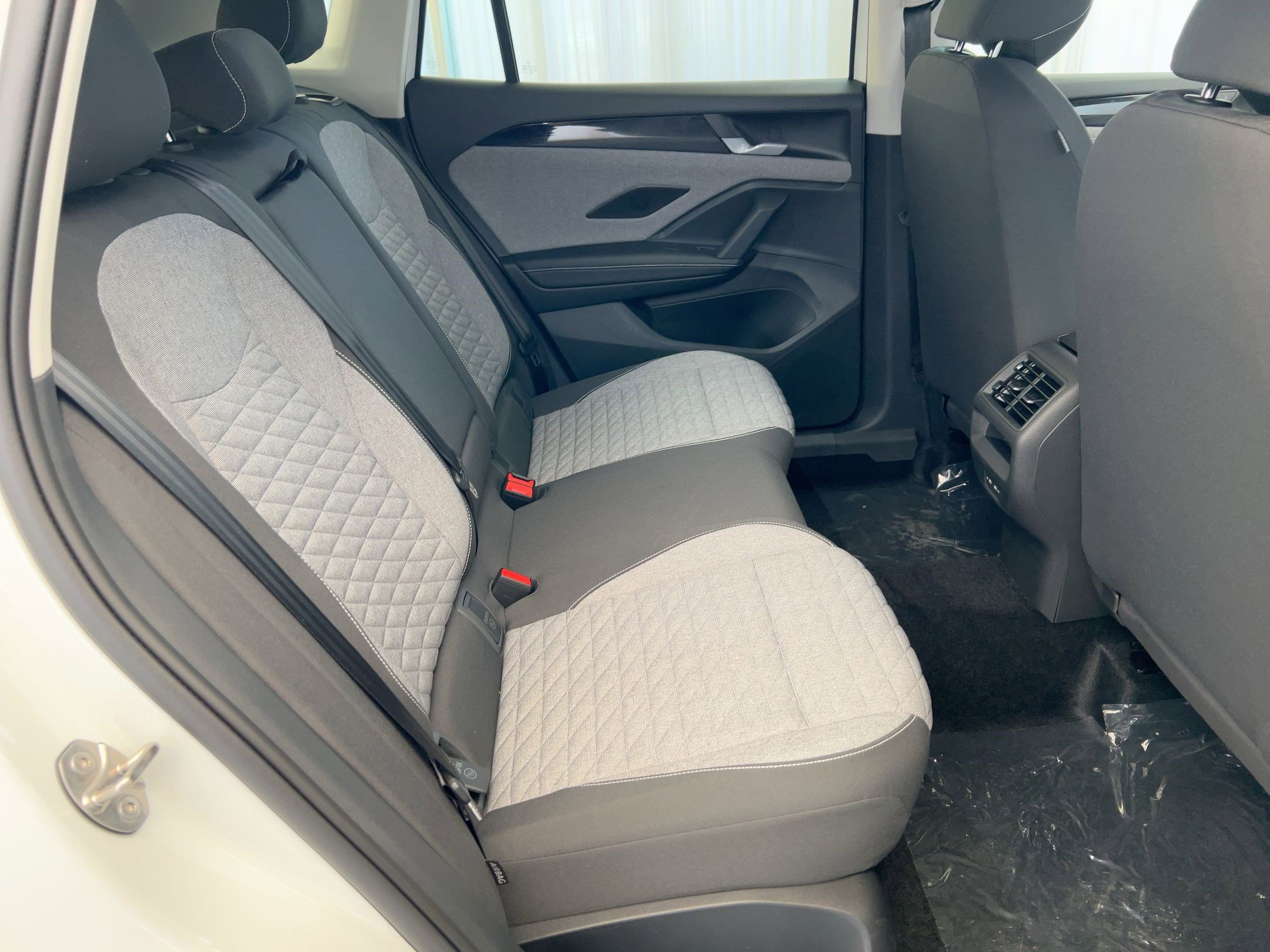 New 2026 Volkswagen Tiguan S FWD image 28