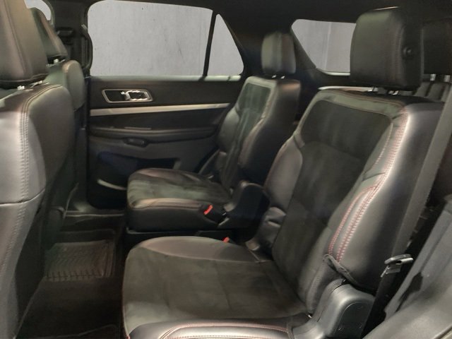 Used 2019 Ford Explorer XLT w/ Equipment Group 202A image 20