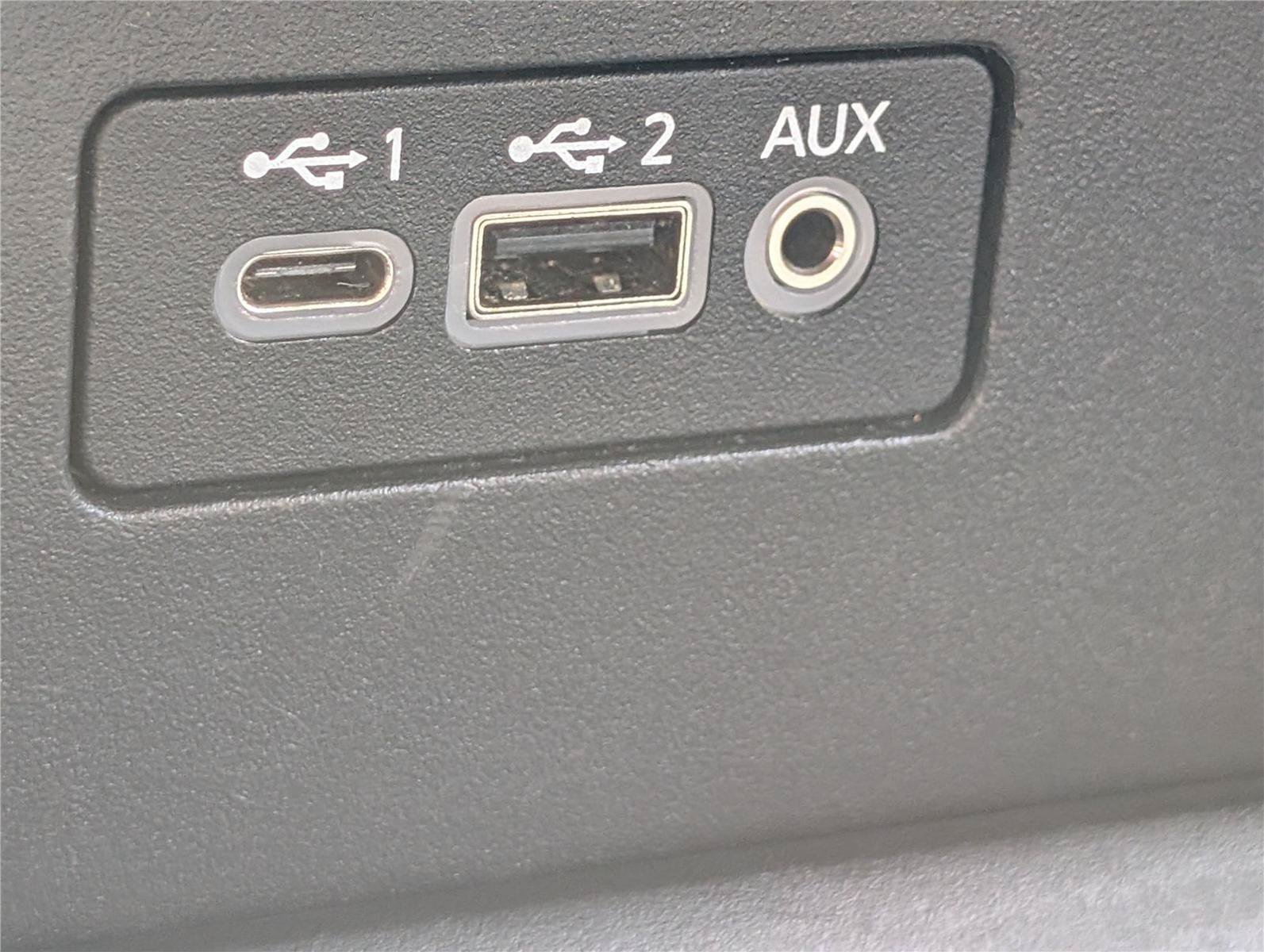 Used 2024 Nissan Altima 2.5 SV FWD image 23
