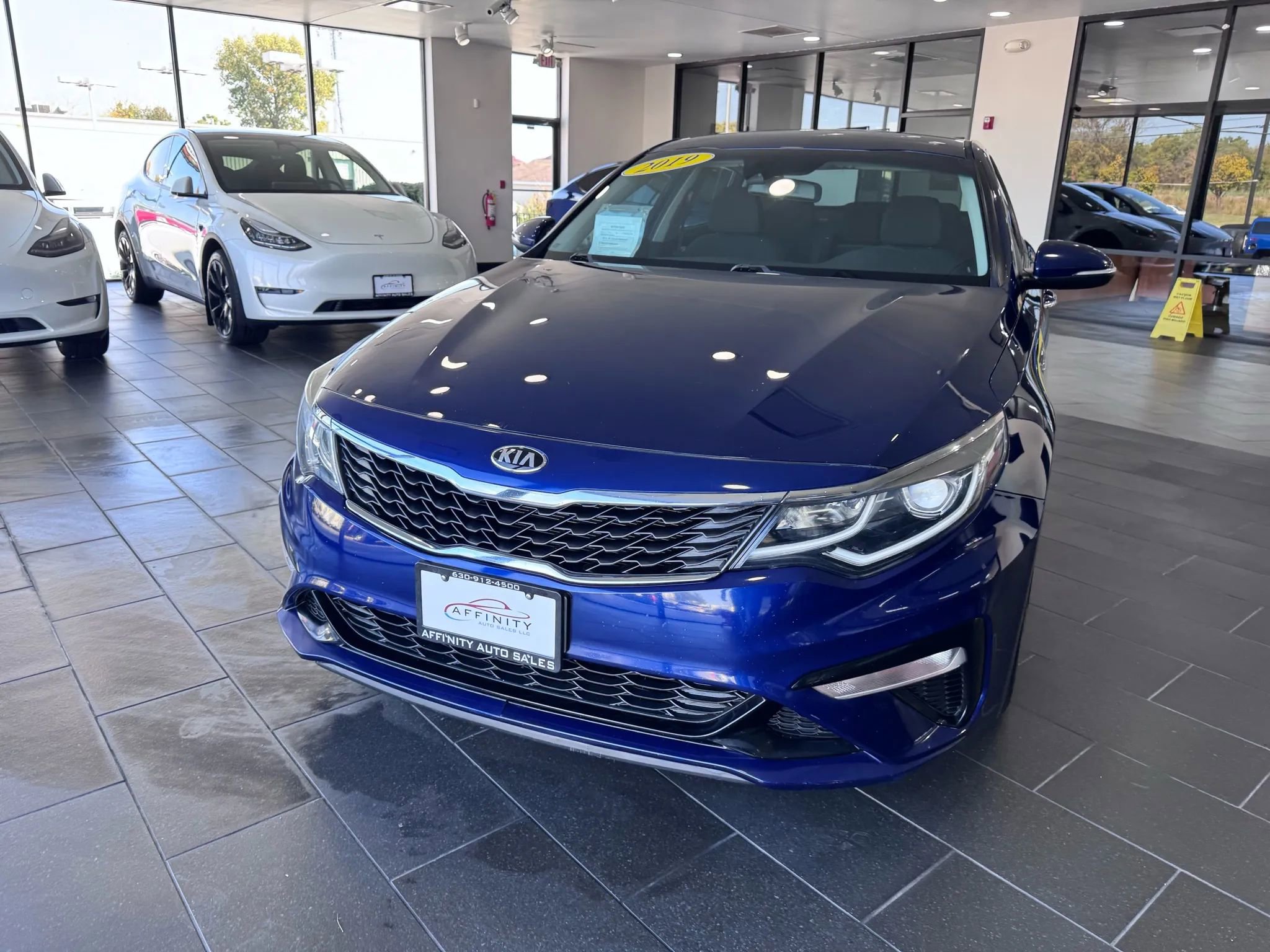 Used 2019 Kia Optima LX image 8