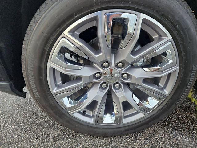Used 2024 GMC Sierra 1500 Denali w/ Denali Reserve Package AWD/4WD image 10
