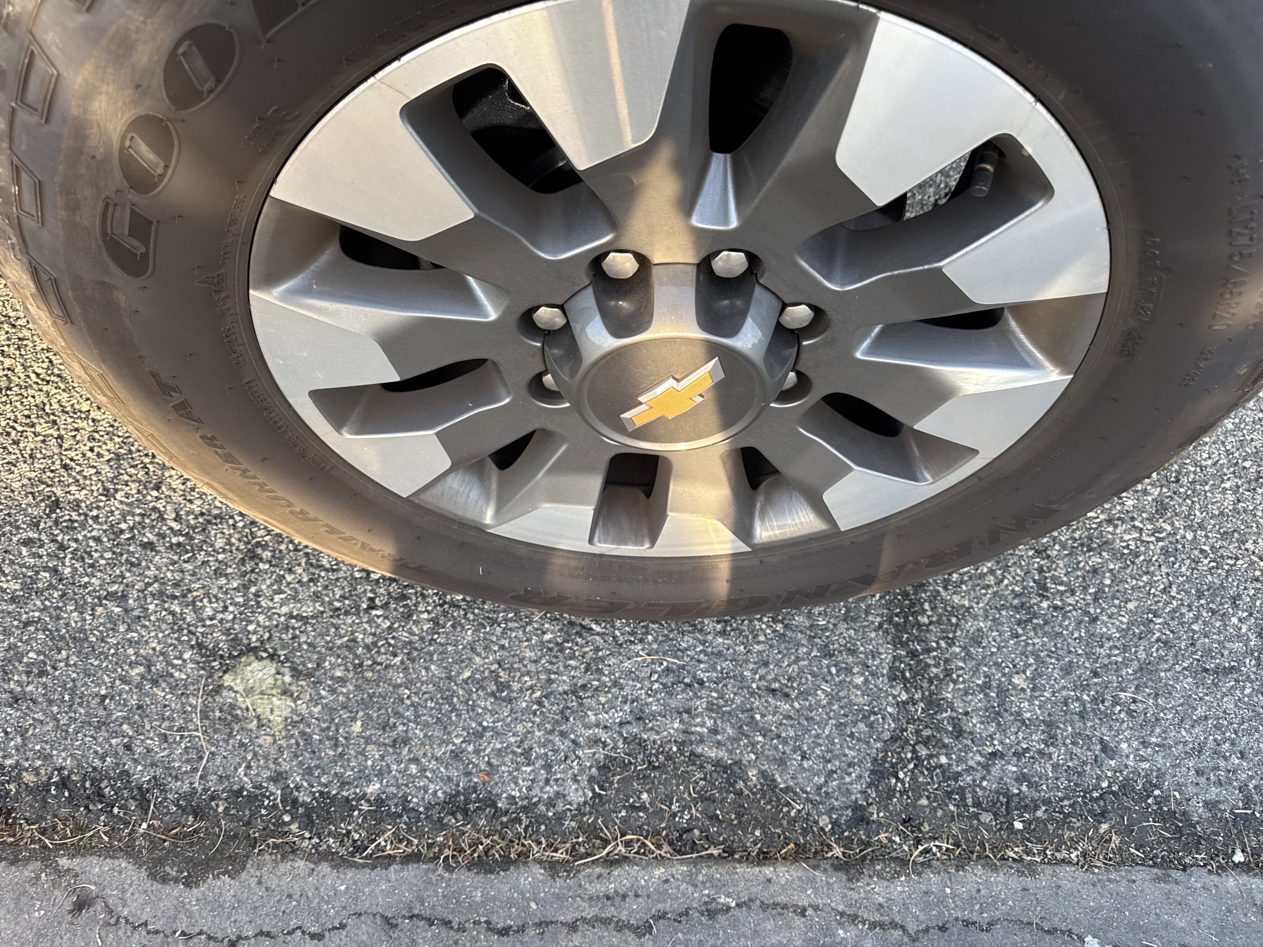 Certified 2025 Chevrolet Silverado 2500 Custom w/ Custom Value Package image 12