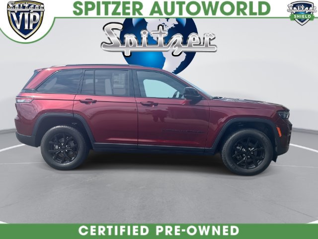 Certified 2024 Jeep Grand Cherokee Altitude AWD/4WD image 11