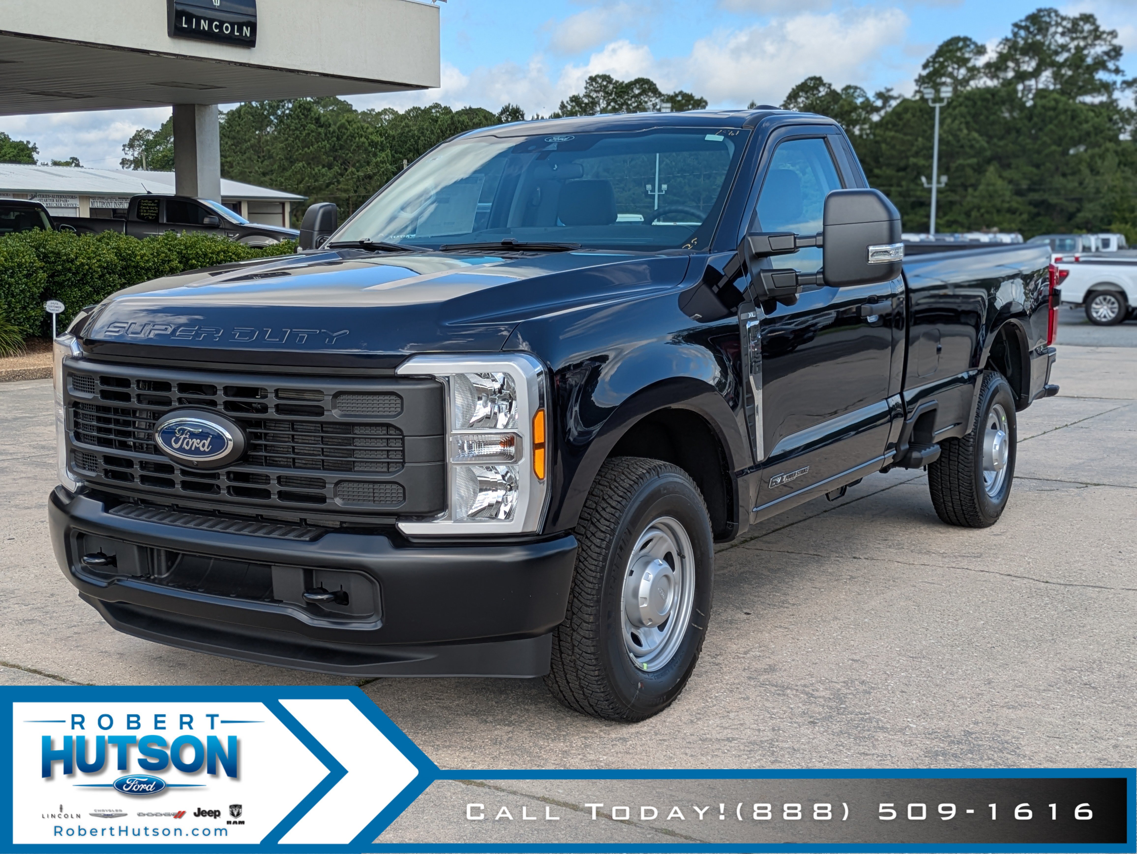 New 2025 Ford F350 XL w/ 360-Degree Camera Package RWD image 2