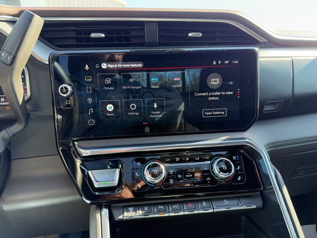 Used 2024 GMC Sierra 2500 Denali w/ Denali Reserve Package image 17