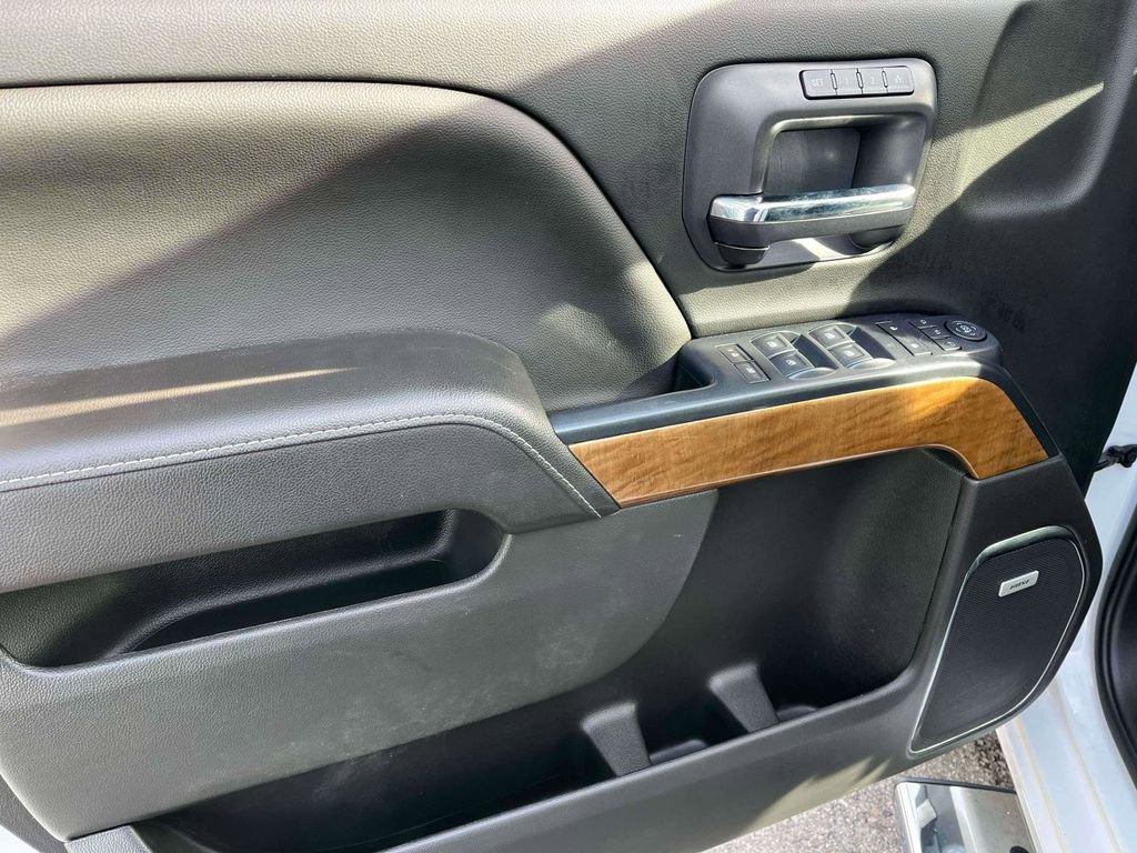 Used 2018 Chevrolet Silverado 1500 LTZ w/ High Desert Package image 12