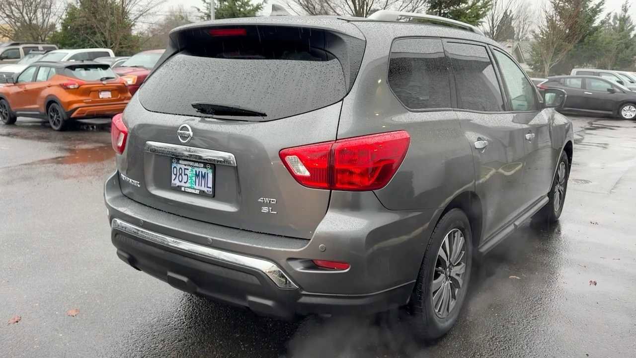 Used 2019 Nissan Pathfinder SL image 8