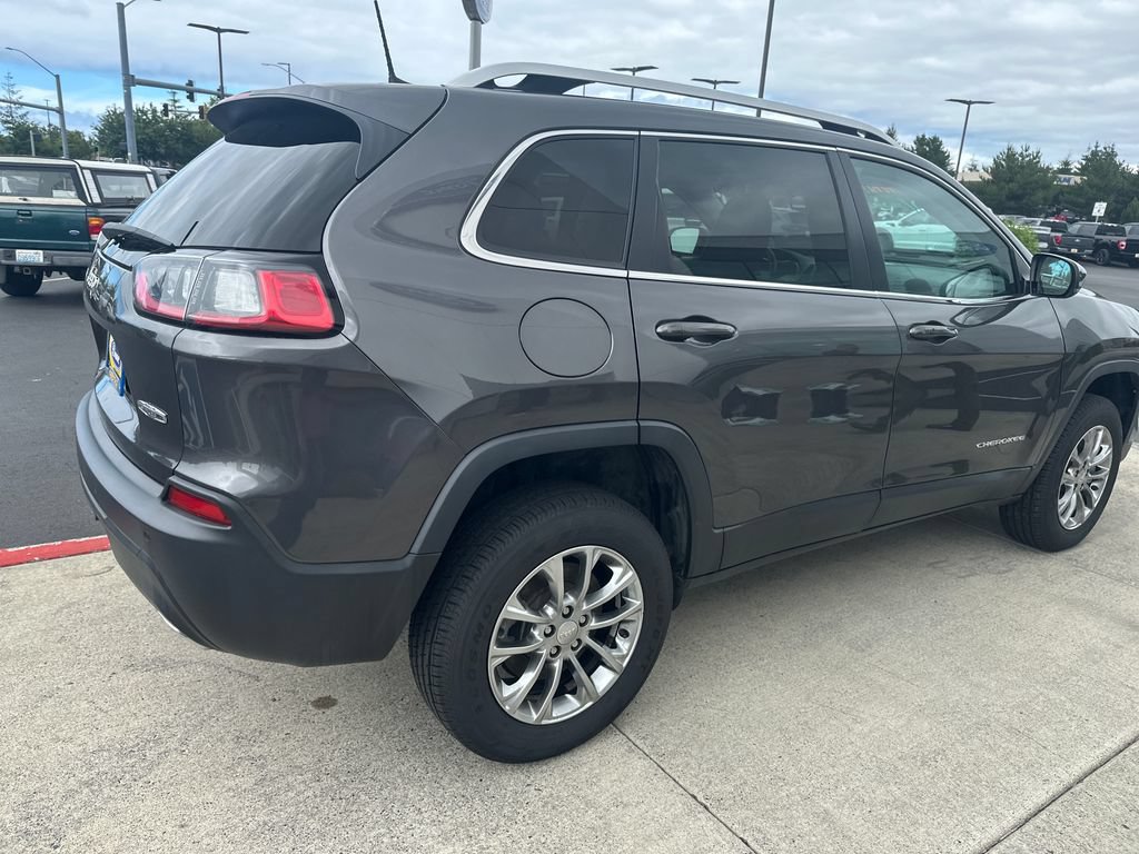 Used 2021 Jeep Cherokee Latitude Lux w/ Sun & Sound Group AWD/4WD image 4