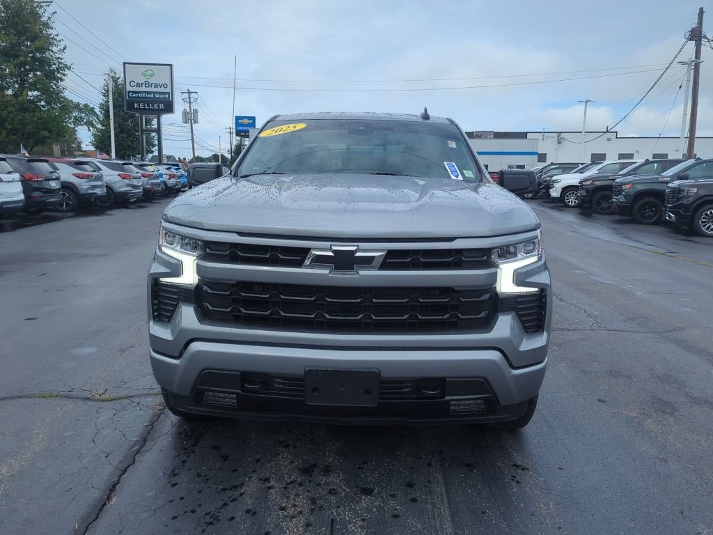 Certified 2025 Chevrolet Silverado 1500 RST w/ Convenience Package II AWD/4WD image 3