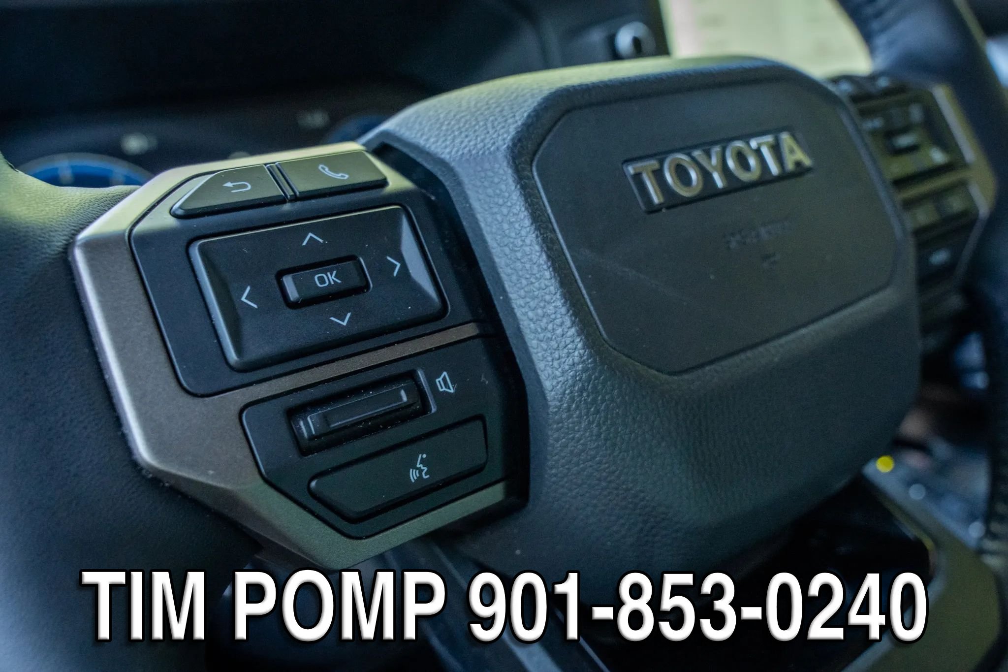Used 2025 Toyota Land Cruiser w/ Premium Package AWD/4WD image 29
