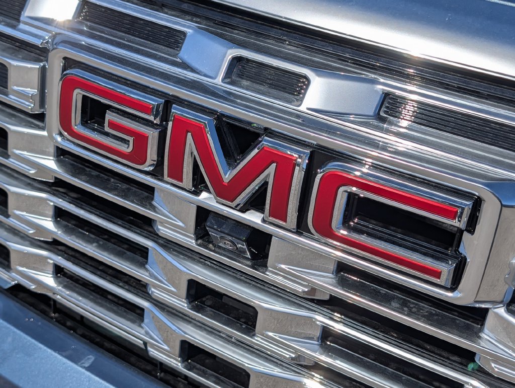 New 2027 GMC Terrain Denali w/ LPO, Floor Liner Package AWD/4WD image 36