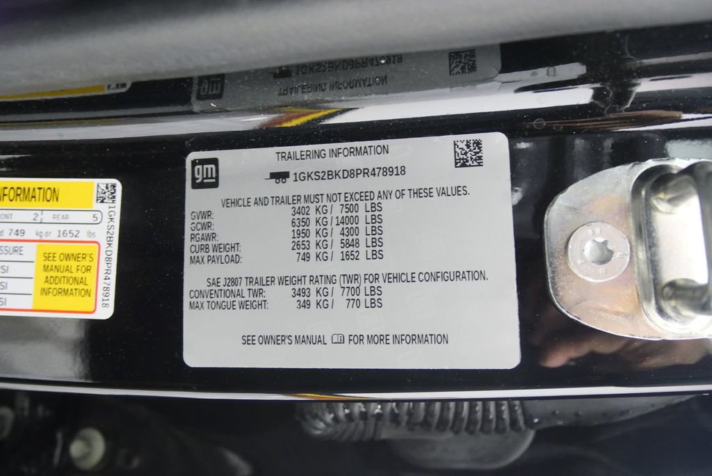 Used 2023 GMC Yukon SLT w/ SLT Premium Package image 28