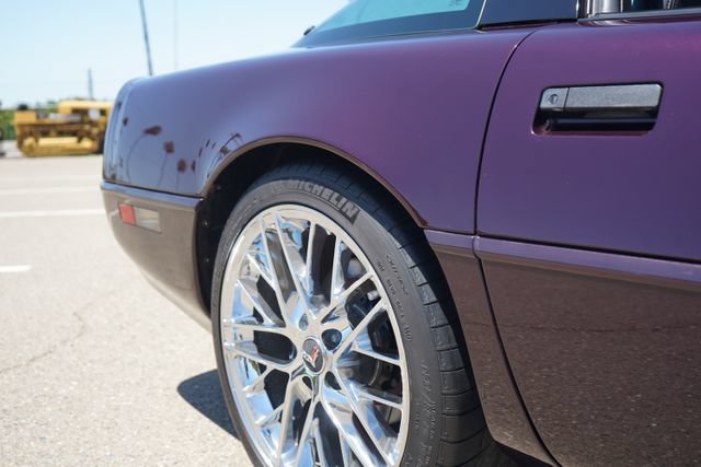 Used 1992 Chevrolet Corvette ZR-1 RWD image 22