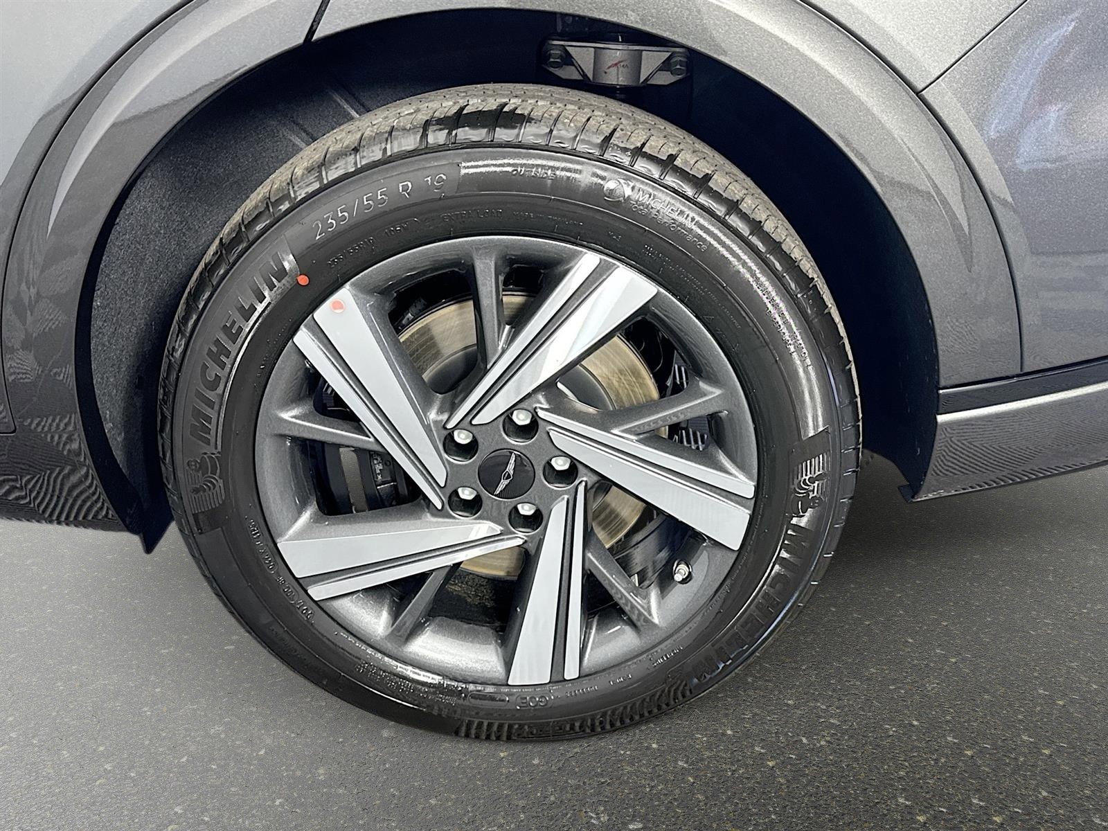 New 2026 Genesis GV70 3.5T Sport Advanced image 33