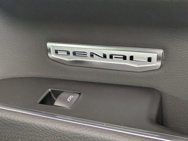 Used 2026 GMC Sierra 1500 Denali w/ Technology Package AWD/4WD image 39