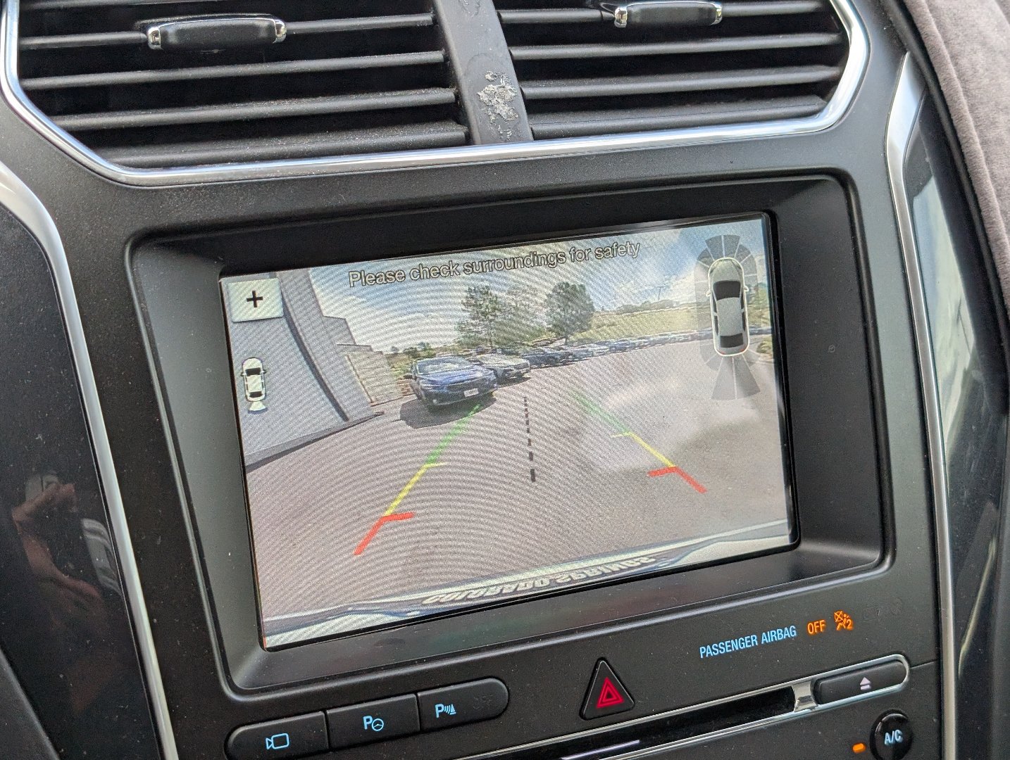 Used 2018 Ford Explorer Platinum AWD/4WD image 17