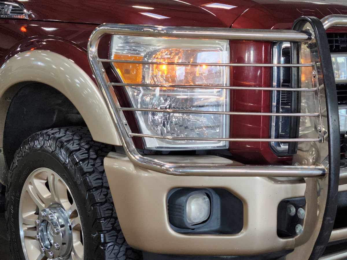 Used 2011 Ford F250 King Ranch w/ King Ranch w/Chrome Pkg AWD/4WD image 13