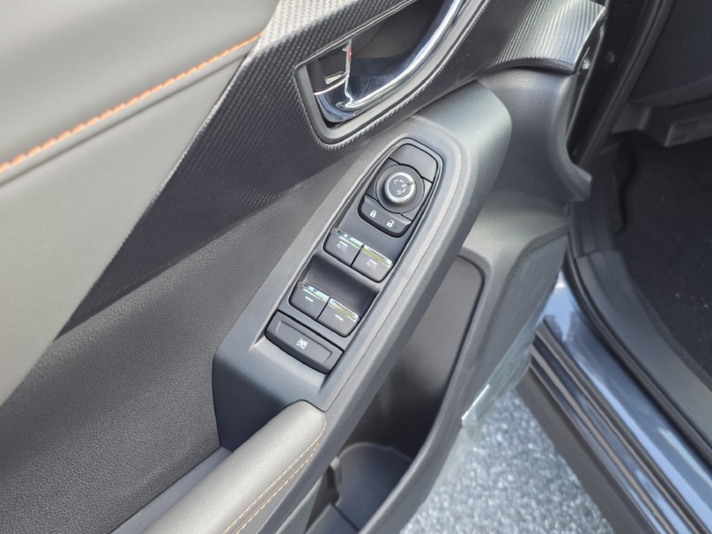 New 2026 Subaru Crosstrek 2.5i Limited w/ Crosstrek Mirror Package AWD/4WD image 18
