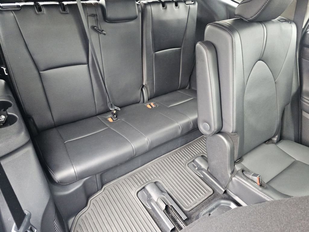 Used 2025 Toyota Highlander Limited image 6