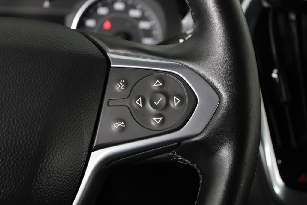 Used 2023 Chevrolet Traverse RS FWD image 28