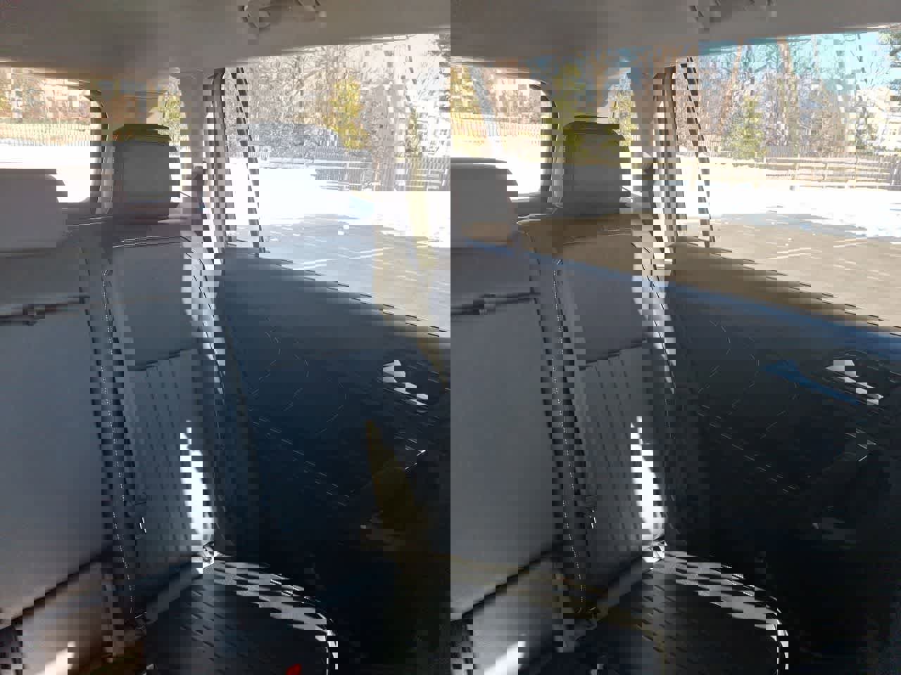 Used 2024 Volkswagen Tiguan SE image 14