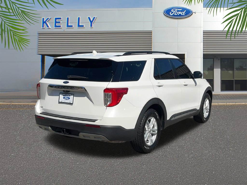 Certified 2023 Ford Explorer XLT w/ Equipment Group 202A RWD image 5