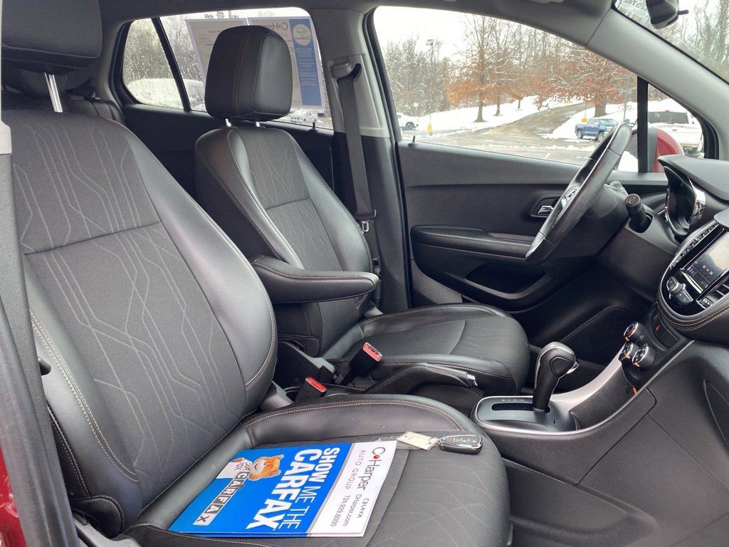 Certified 2022 Chevrolet Trax LT w/ Driver Confidence Package image 11
